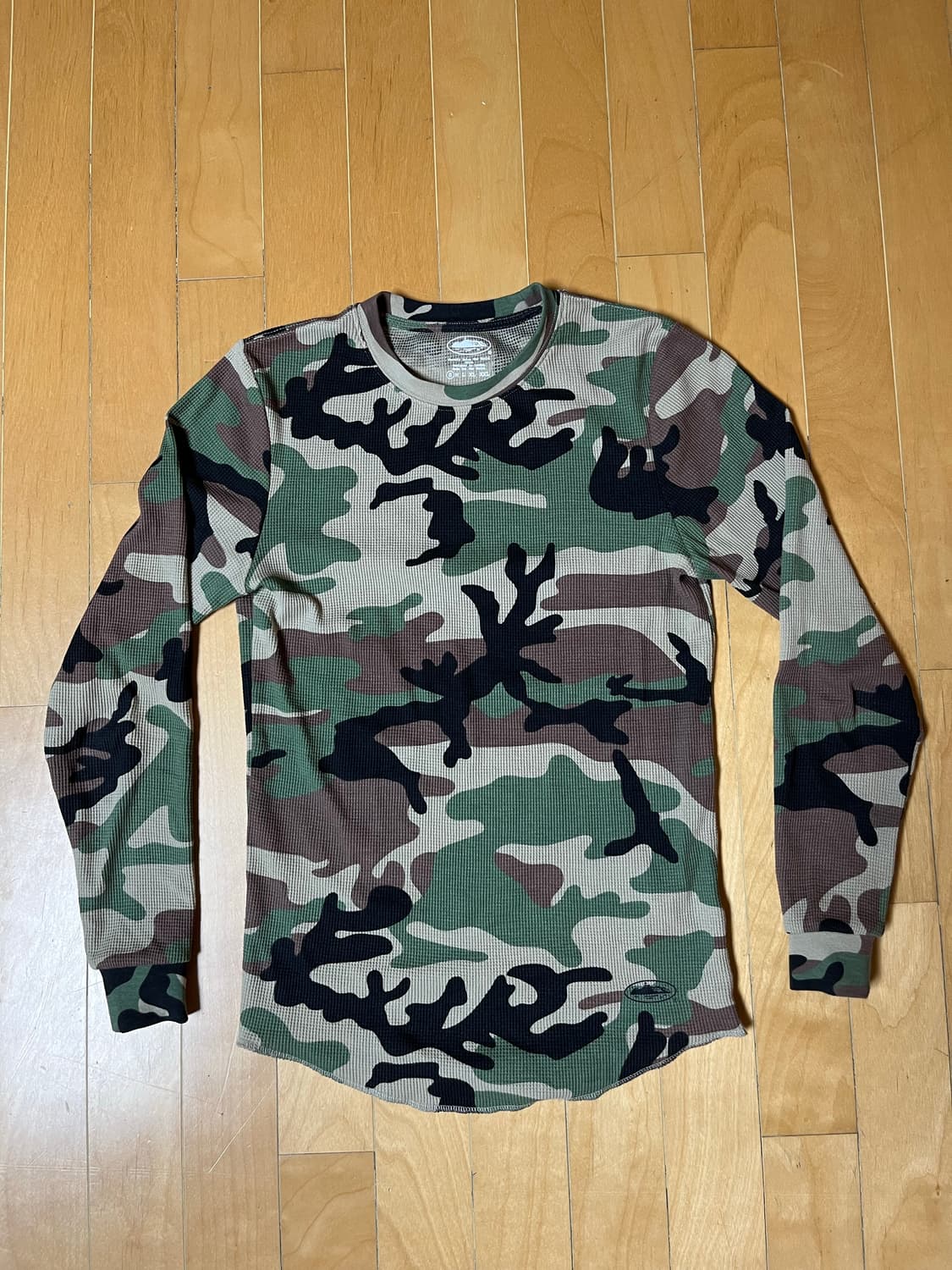 Corteiz 게릴라즈 써멀 롱슬리브 우드랜드 s사이즈 상품이미지3