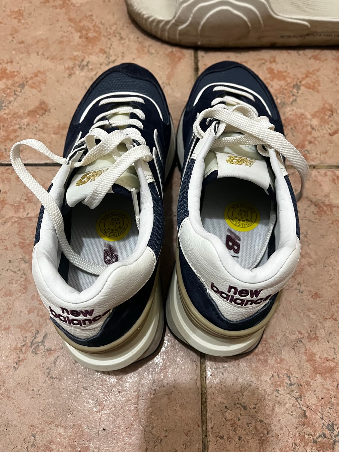 뉴발란스 574 레거시 240 상품이미지3