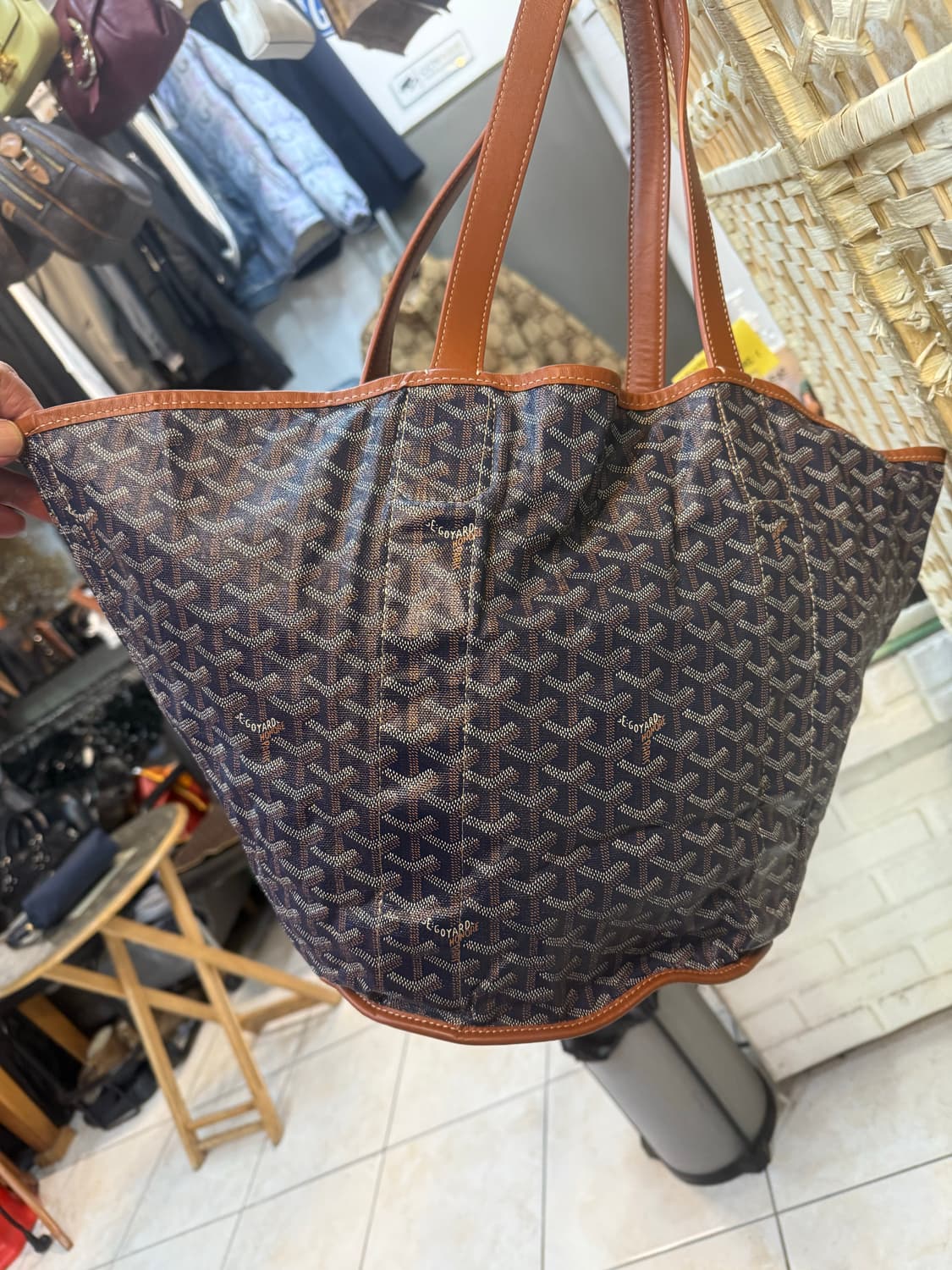 정품 고야드 벨하라 리버시블 쇼퍼백 팝니다 상품이미지3