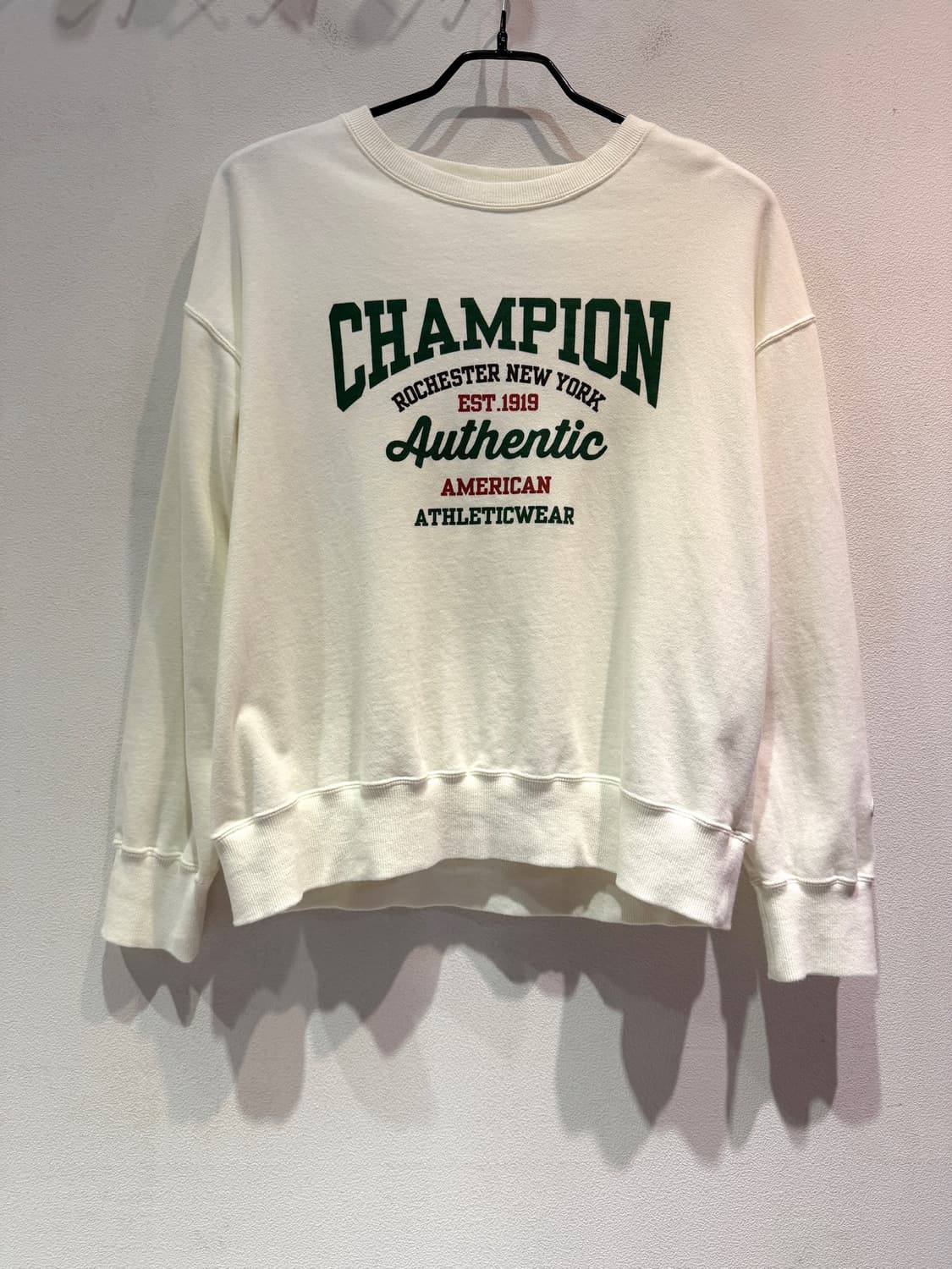 Champion Classic Logo Sweatshirt 상품이미지1