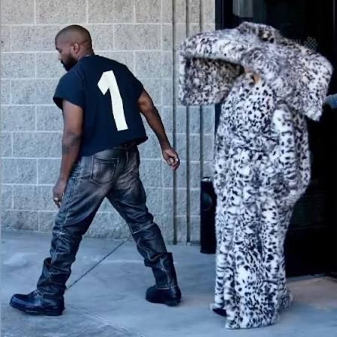 Yeezy 1 박스 티셔츠 블랙 사이즈 1 상품이미지2