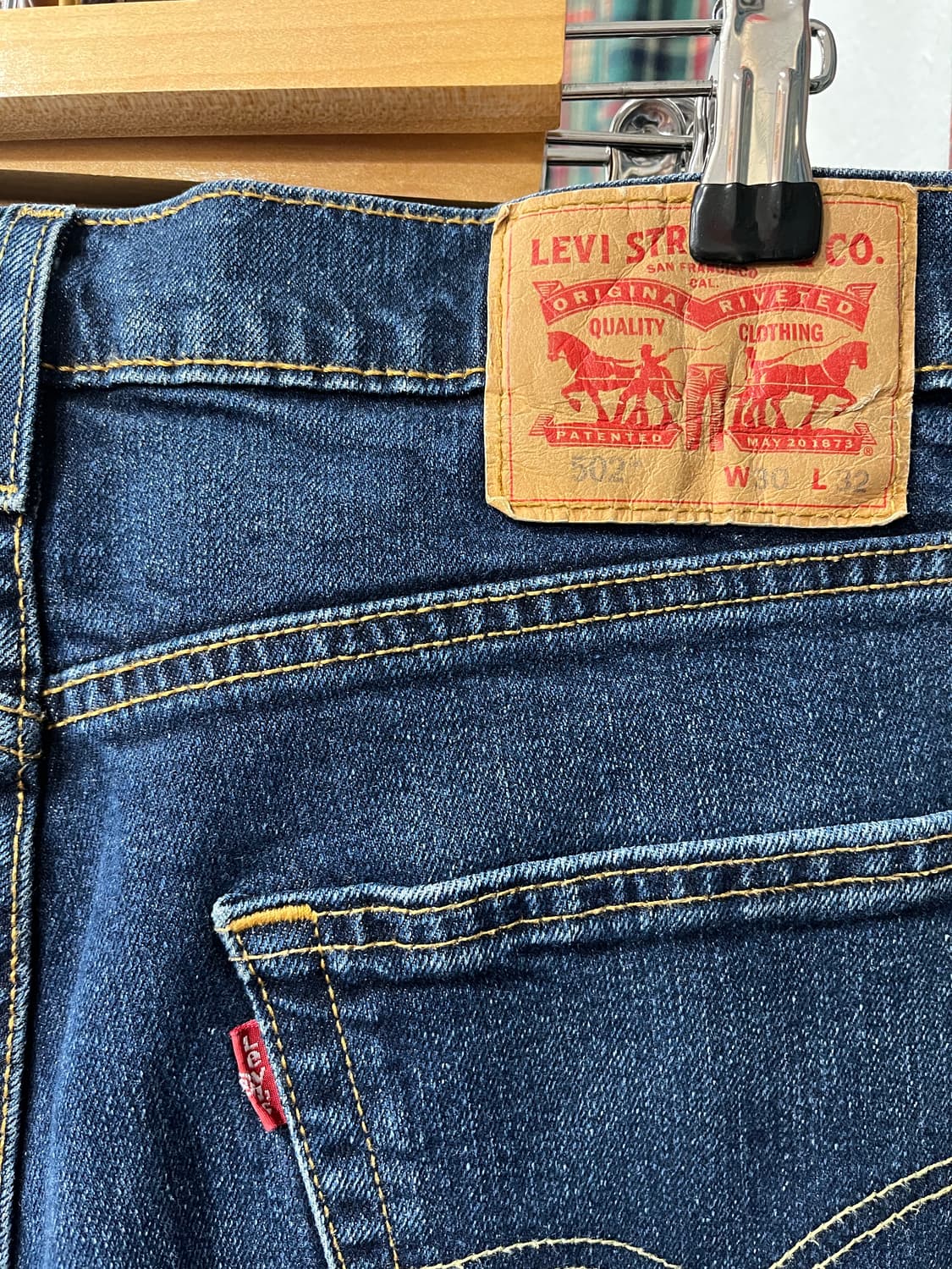 리바이스 502청바지 상품이미지3