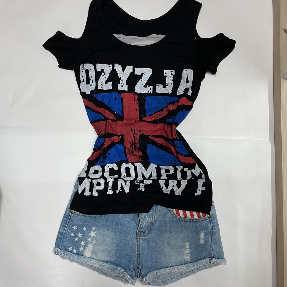 Shop 502 오프숄더 데미지 포인트 티셔츠 상품이미지5