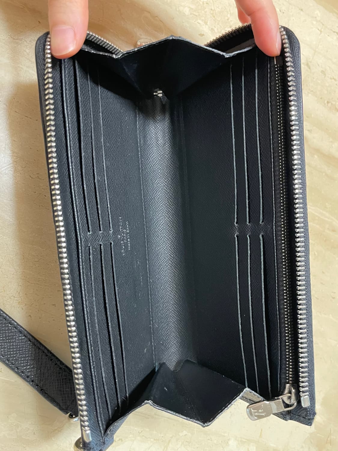 루이비통 지피 드라곤느 M69409 상품이미지3