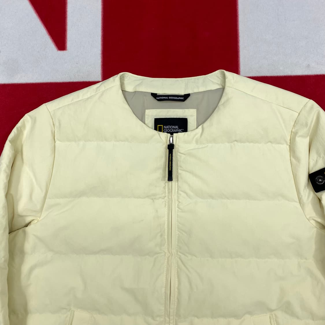 내셔널지오그래픽 덕다운 경량패딩 M 상품이미지3