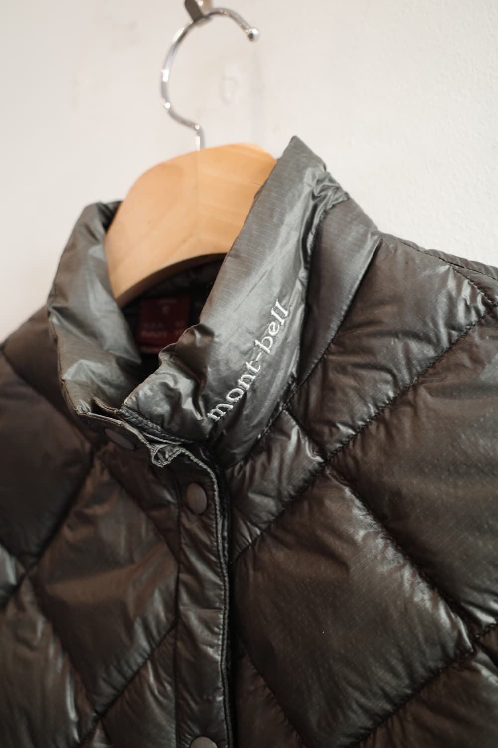 Mont-bell 몽벨 구스다운 패딩 베스트  상품이미지4