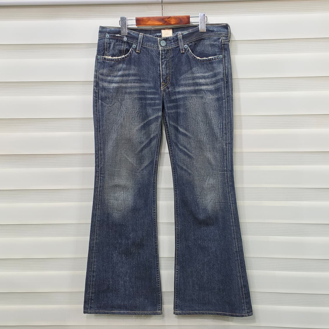 리바이스 레드룸 빈티지 부츠컷 데님팬츠- 우먼31 상품이미지1