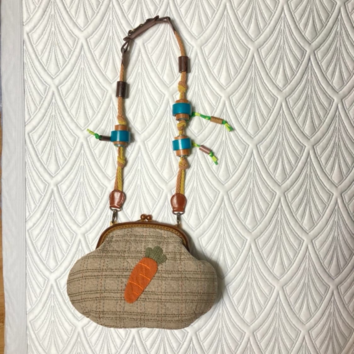 핸드메이드 당근 아플리케 고급 일제퀼트원단 미니 프레임백 파우치 퀼트백 상품이미지9