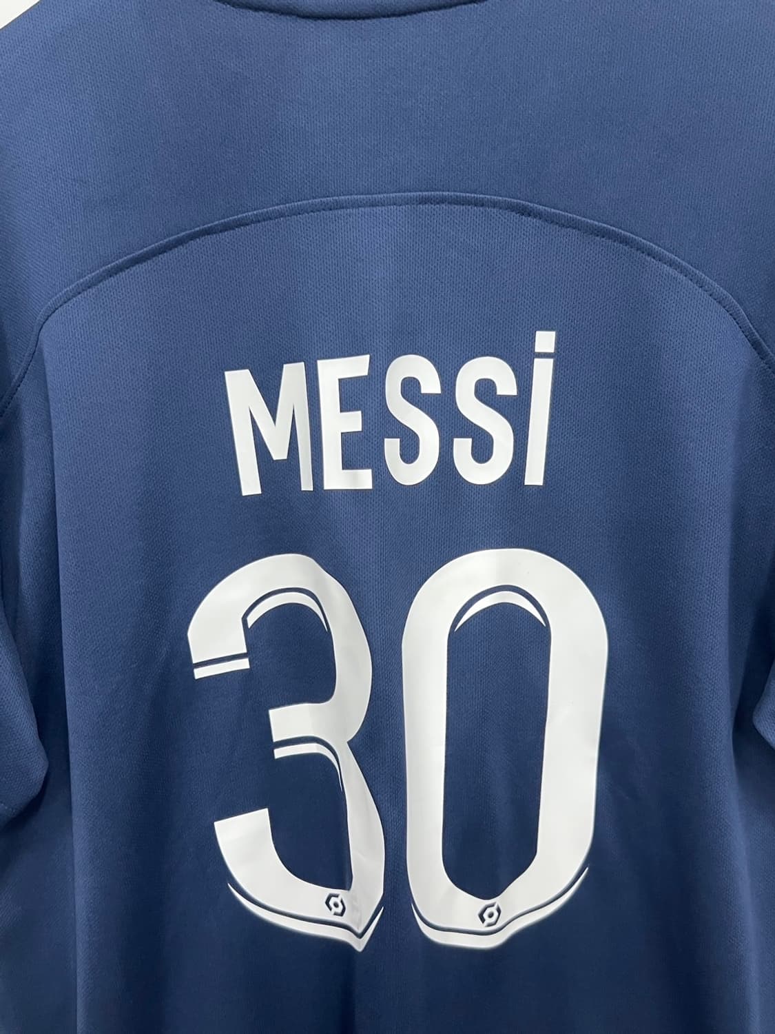 파리생제르망 22-23시즌 MESSI 마킹 스타디움 홈 유니폼 상품이미지7