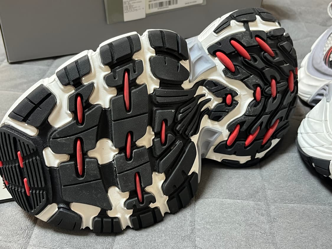 발렌시아가 10xl 상품이미지3