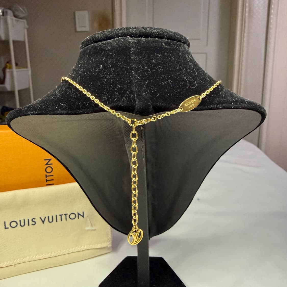 루이비통 LV 아이코닉 네클리스 골드 목걸이 M00596 상품이미지6