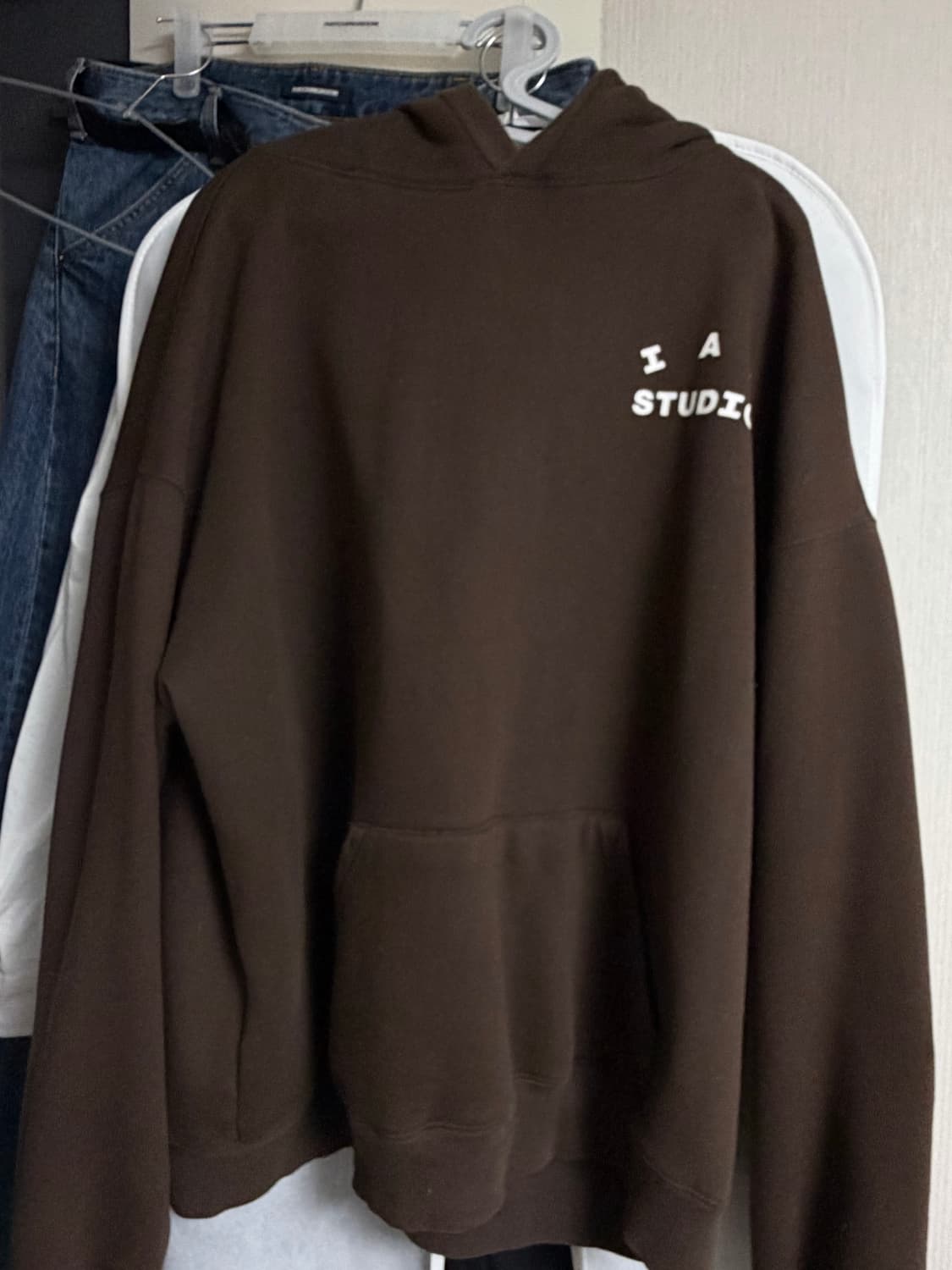 아이앱스튜디오 브라운 후드 XL 상품이미지1