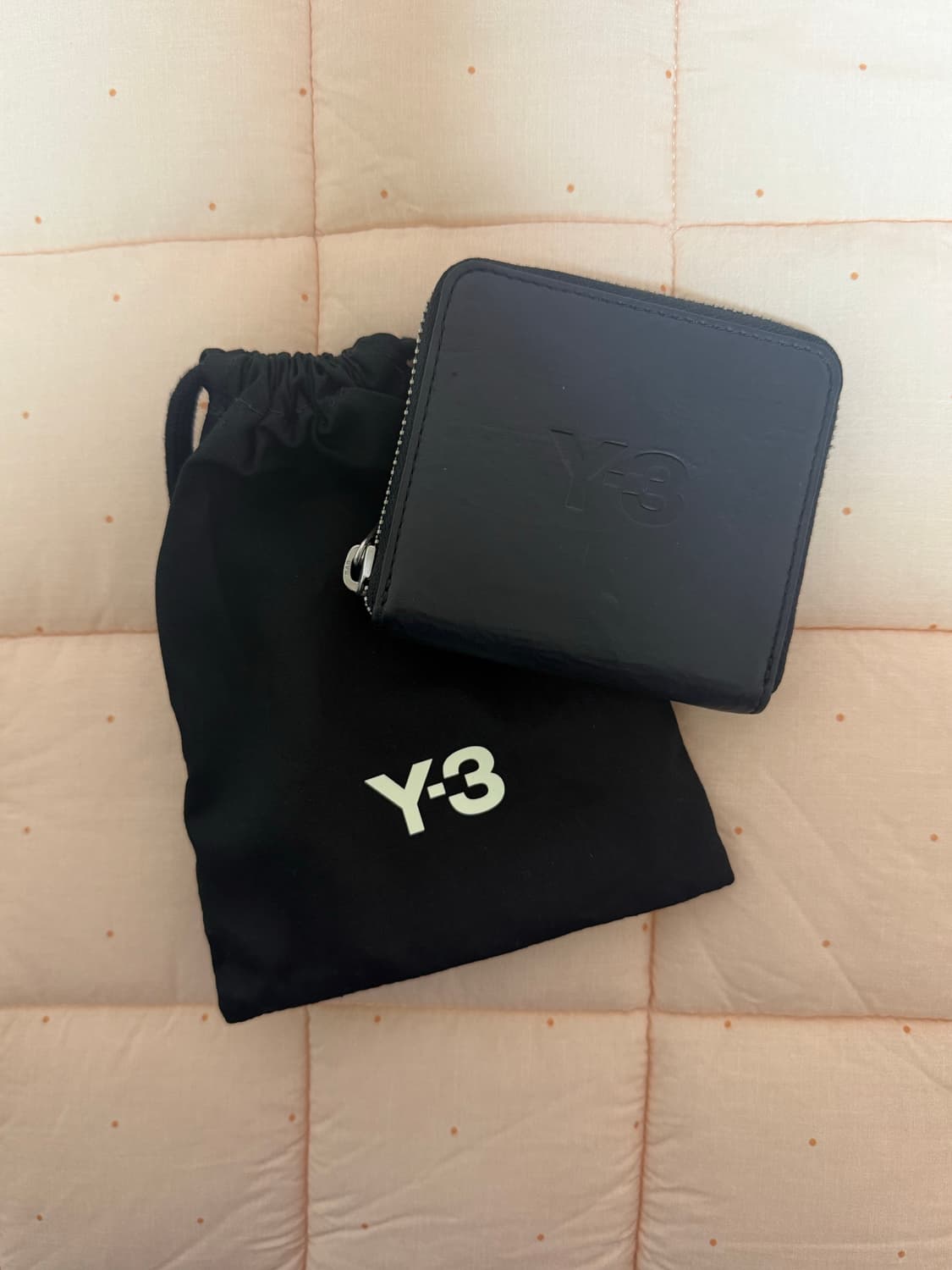 Y-3 Crinkle Leather Wallet Black 상품이미지1