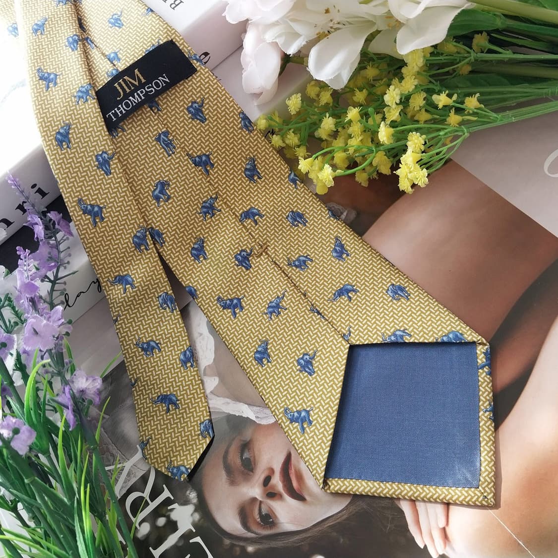 짐톰슨 실크 옐로우 코끼리 패턴 넥타이 9.5cm A+등급 K1307
 상품이미지5