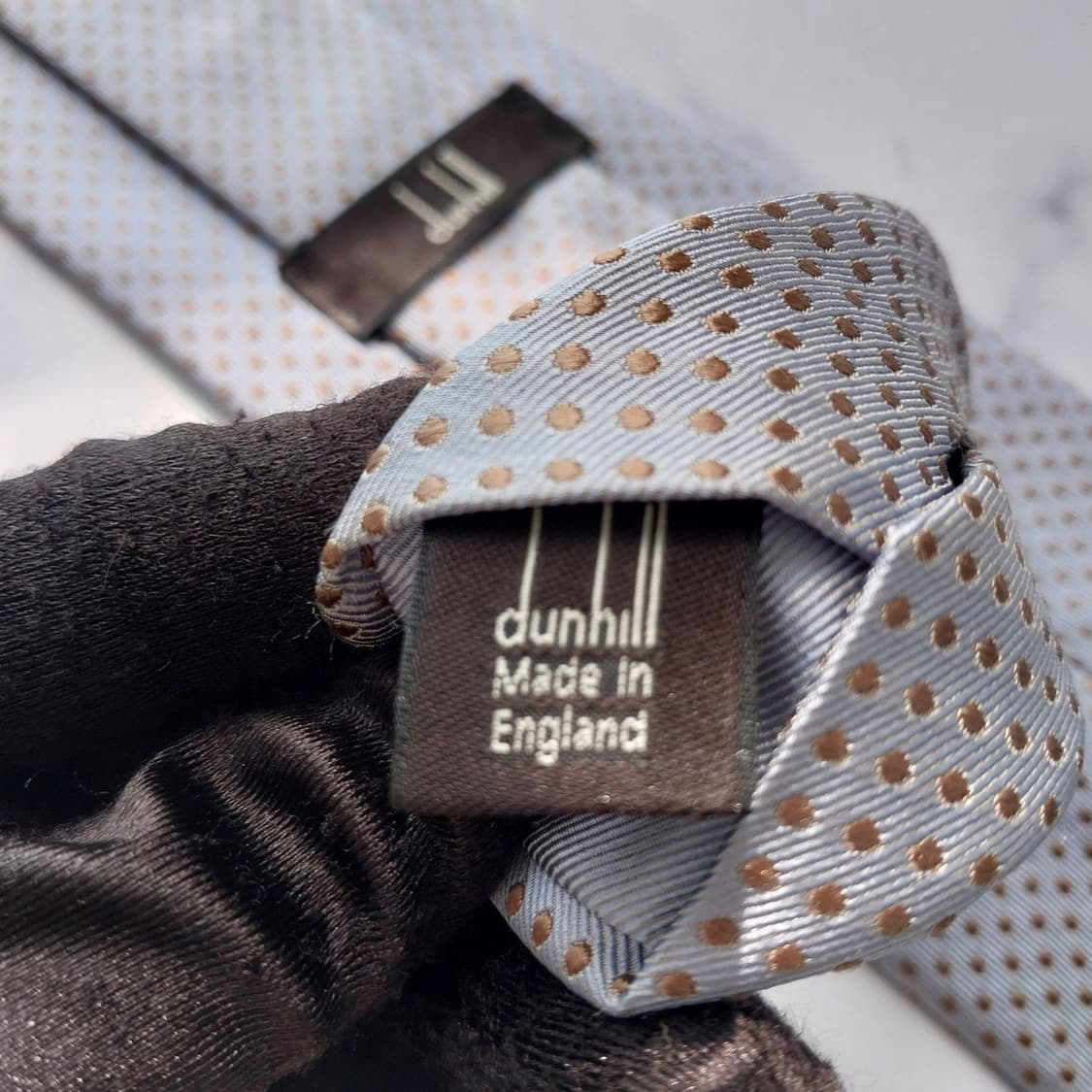 던힐 스카이블루 도트 패턴 넥타이 9.2cm A~B등급 K2425
 상품이미지5
