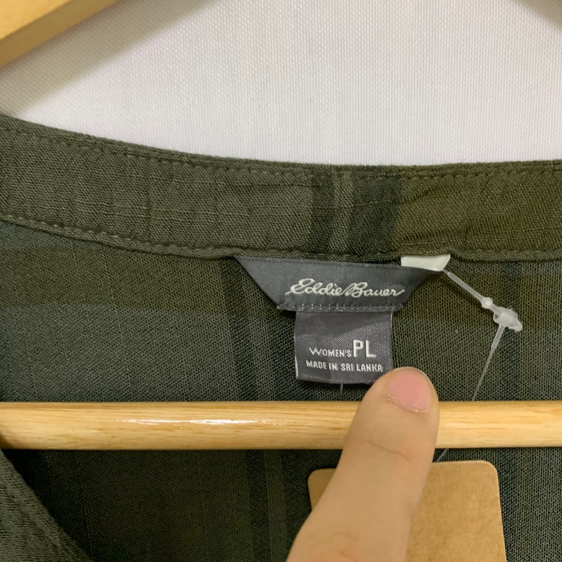 에디바우어 브이넥 헨리넥 체크 반팔 셔츠블라우스 카키 루즈핏모리걸 상품이미지3