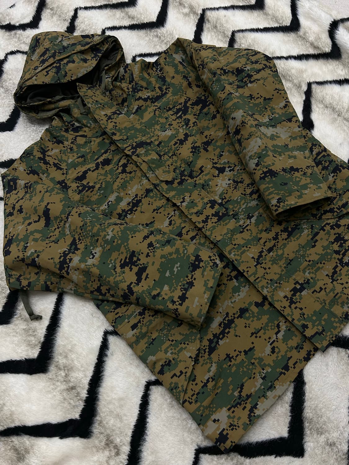 [MR]U.S Army 디지털 고어텍스 자켓 상품이미지2