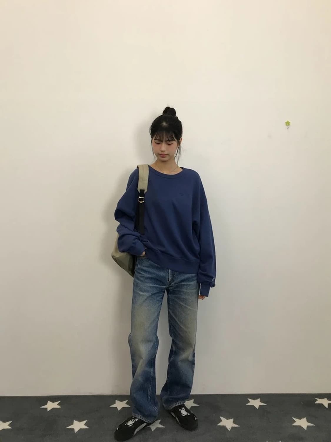 Champion Blue Crewneck Sweatshirt 상품이미지1