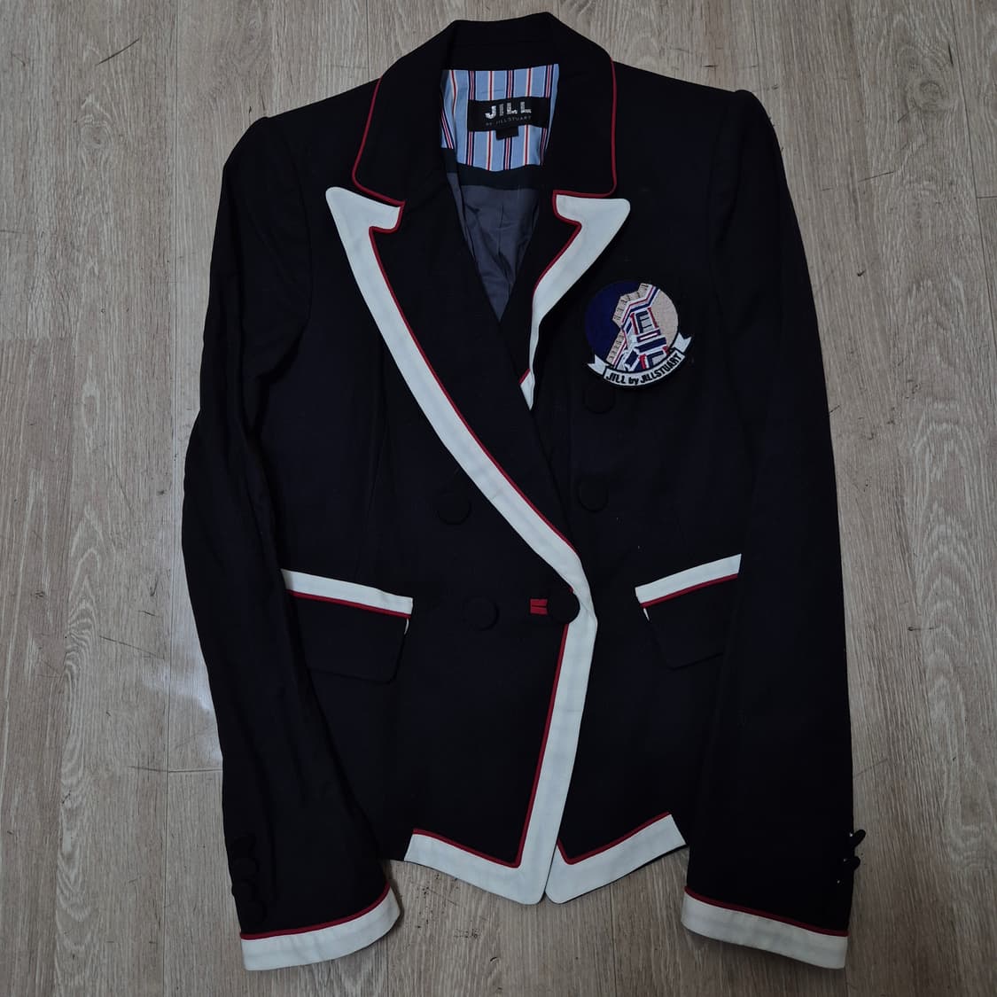 질 바이 질스튜어트 와펜로고 울 더블 블레이저 자켓 S(90) 상품이미지1