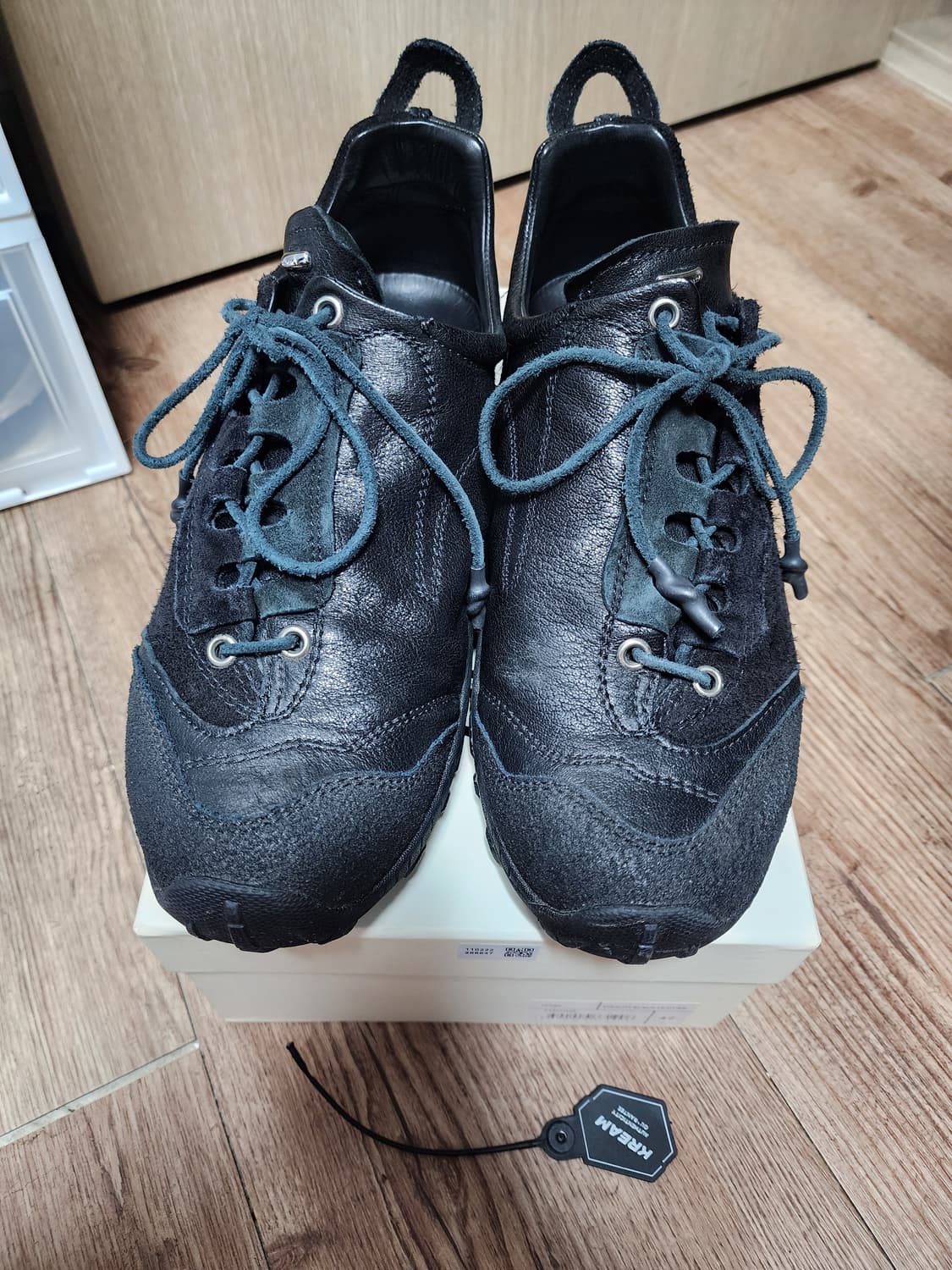 [42] 아워레가시 가베 스텔스 블랙 레더 상품이미지1