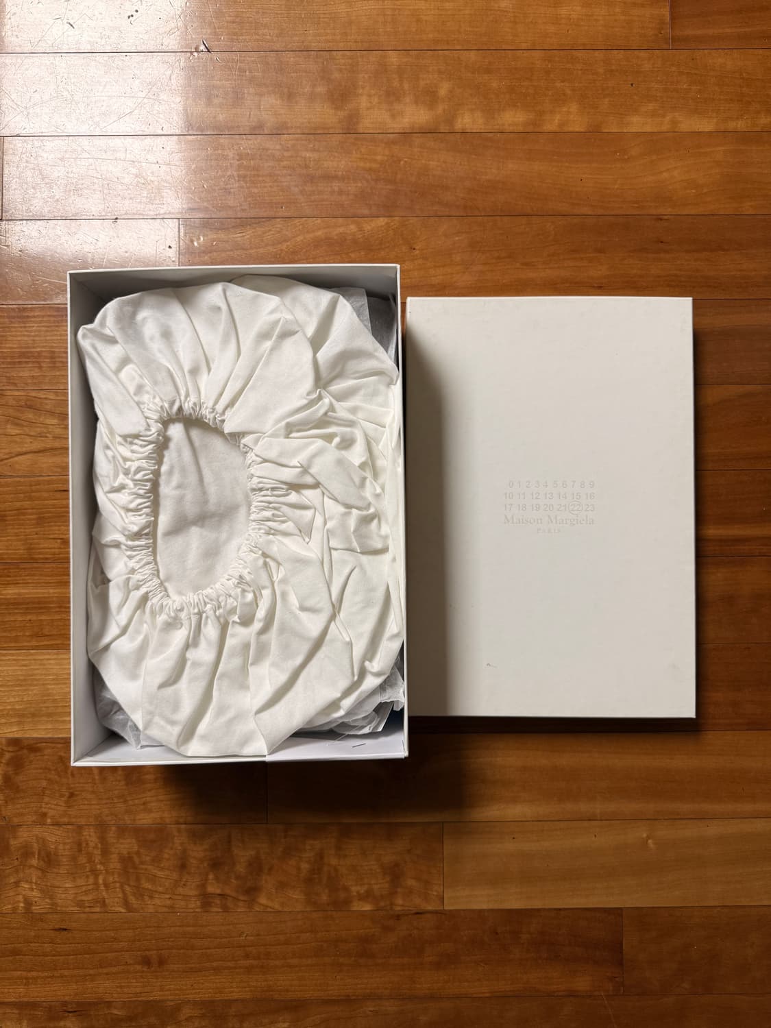 마르지엘라 퓨처 로우 PVC 상품이미지9