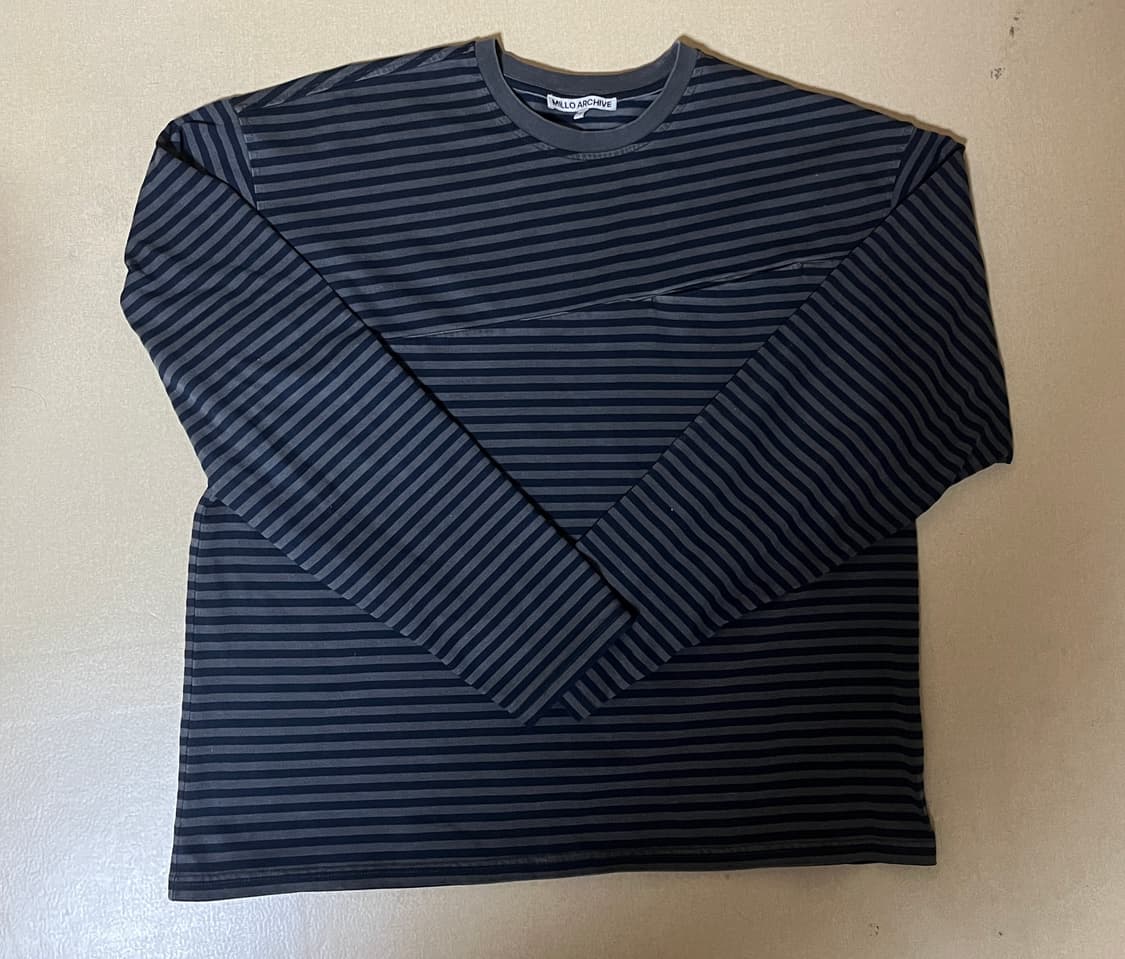 밀로아카이브 슬래시 스트라이프 롱 슬리브 빈티지 네이비 상품이미지2