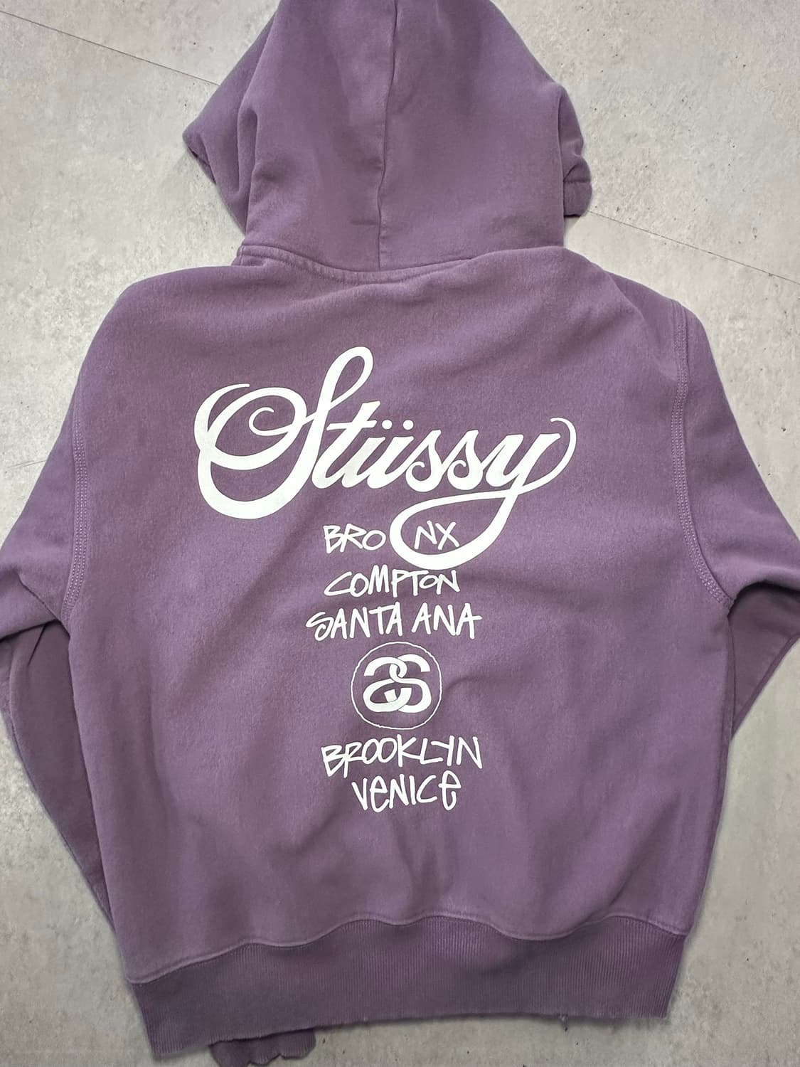 스투시 (Stüssy)월드투어 로고 집업 후드 (퍼플) 상품이미지7