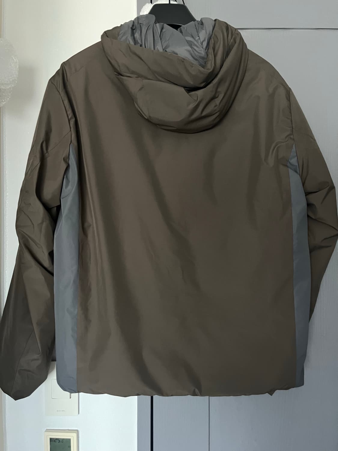 무신사 시티레저 패디드 윈드브레이커 상품이미지6