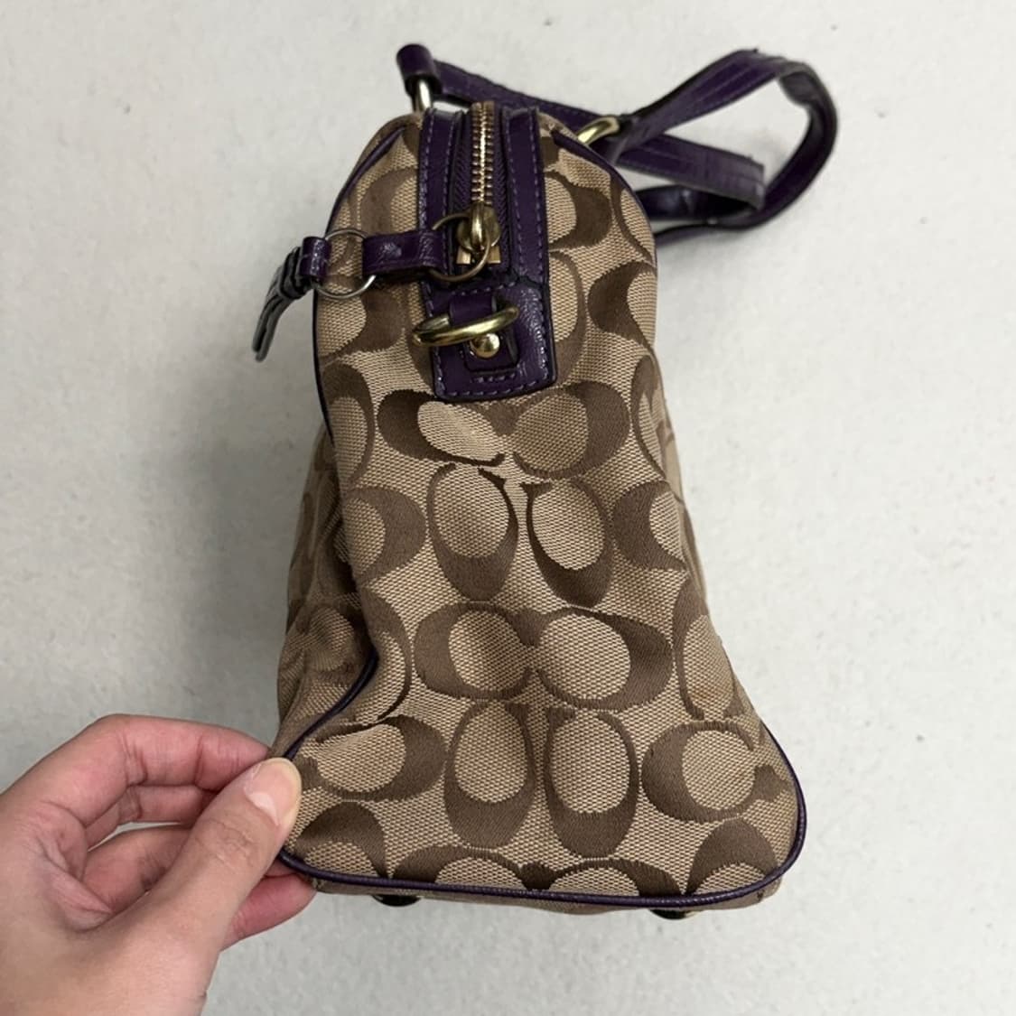 COACH 어센틱 클래식 시그니처 토트백 상품이미지4