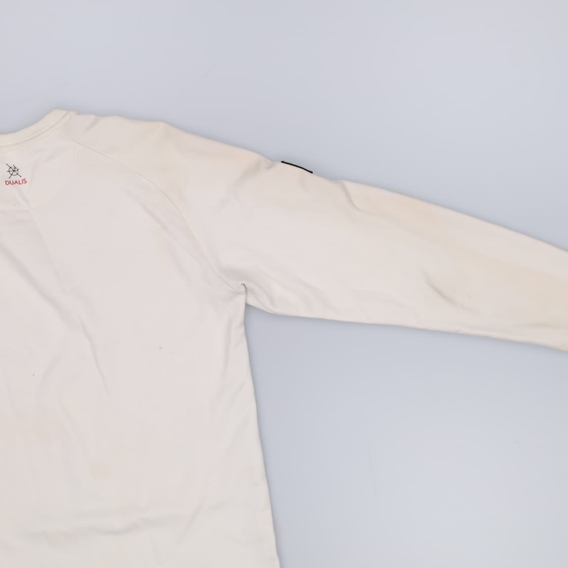 105 데상트 긴팔티(오염) 0220H1 상품이미지4