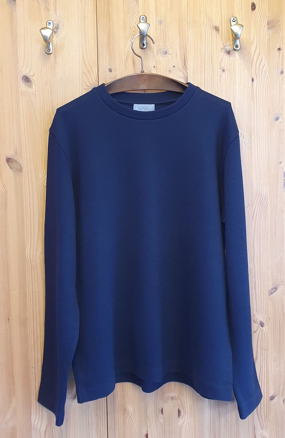 88.COS 블랙 니트맨투맨 상품이미지1