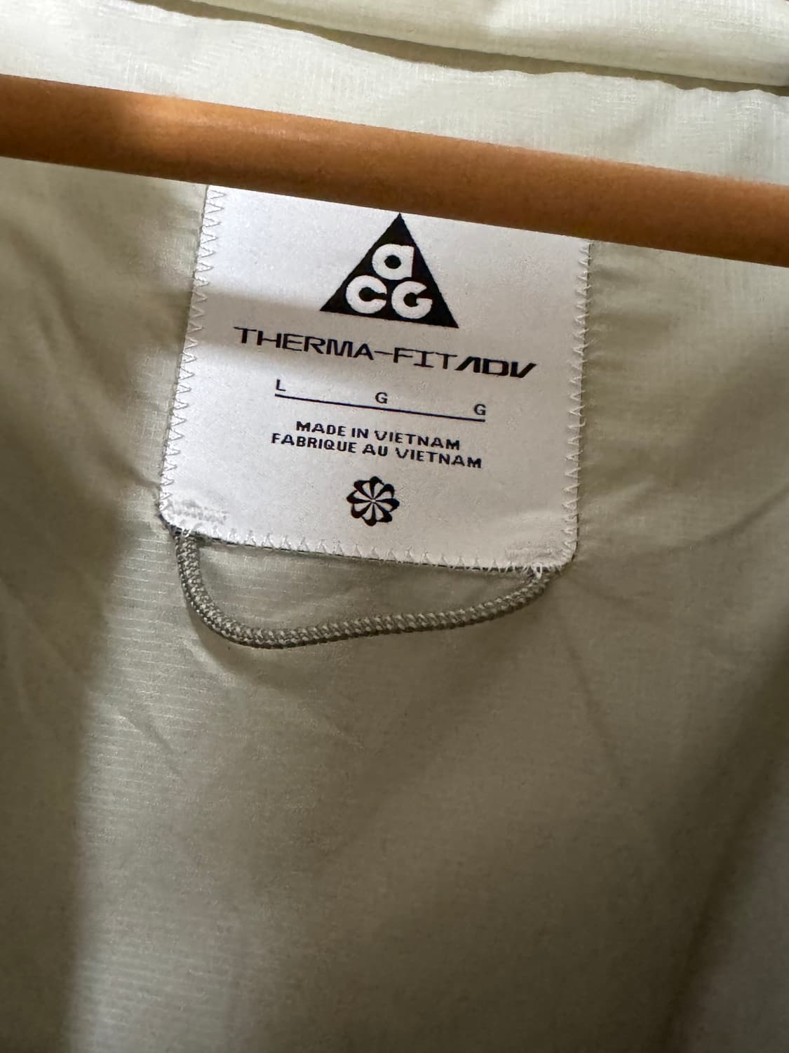 나이키 ACG 루나 레이크 라이트아미 패딩 아시아 L 상품이미지3