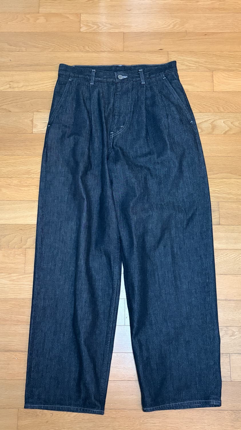 그라프페이퍼 컬러패스트 투턱 와이드 데님 팬츠 1사이즈 상품이미지1