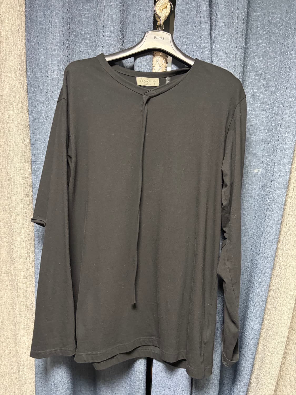 요지야마모토 컷아웃 디테일 티셔츠 상품이미지1