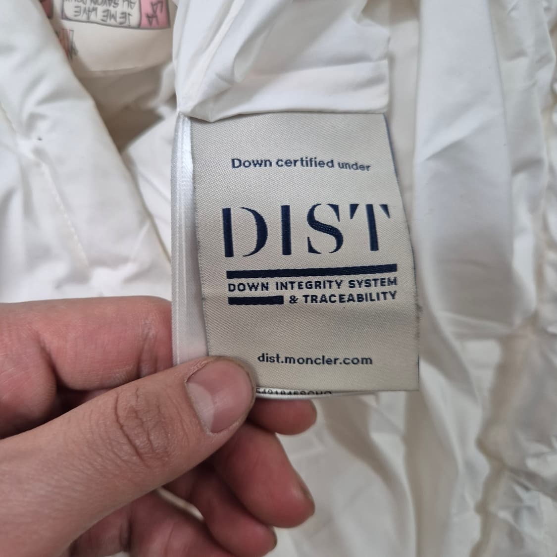 몽클레어 여성 시그니처 사이드 자수 와펜 퍼후드 패딩 점퍼 (3) 상품이미지7