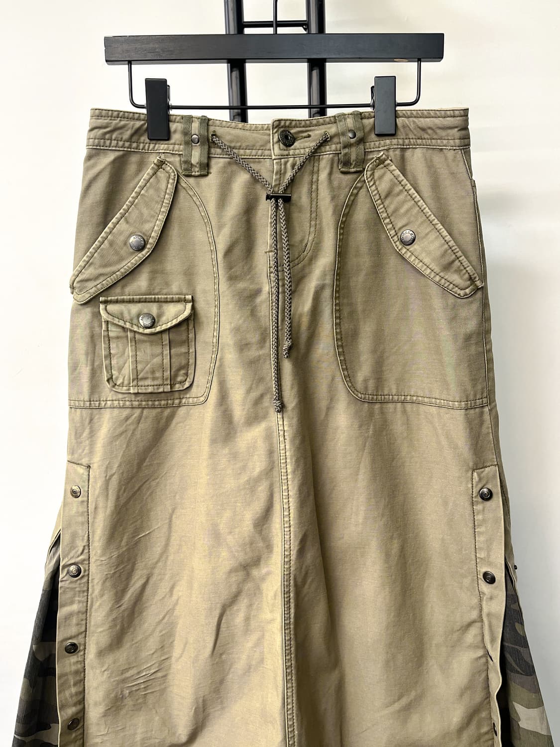 아비렉스 밀리터리 사이드 버튼 카모 스커트 상품이미지3