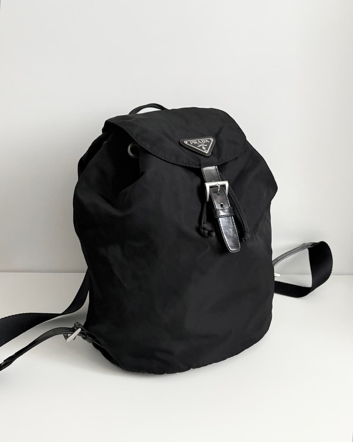 PRADA 프라다 삼각 플레이트 백팩 상품이미지3