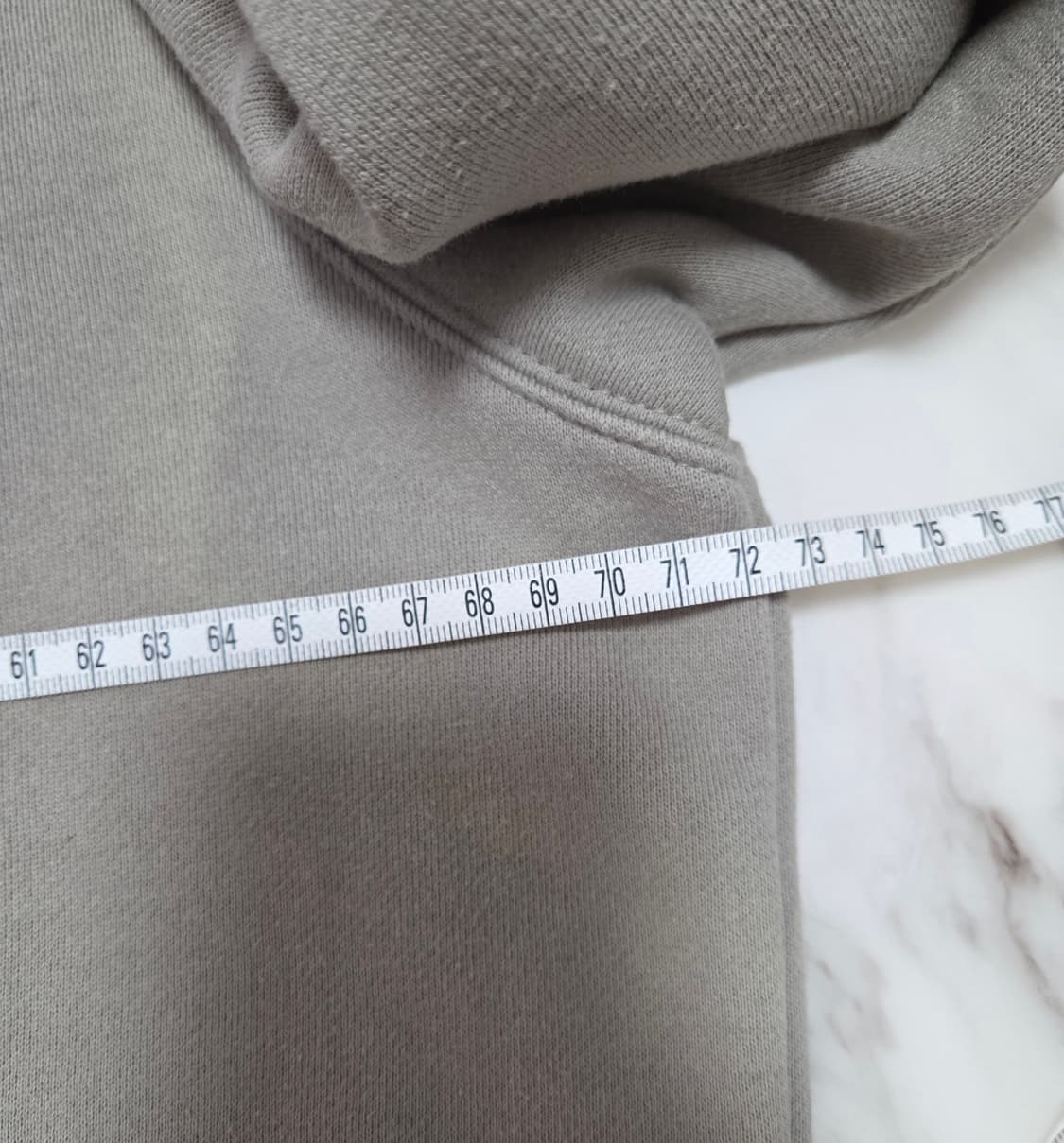 피오갓에센셜 하프집업 스웻셔츠  상품이미지6