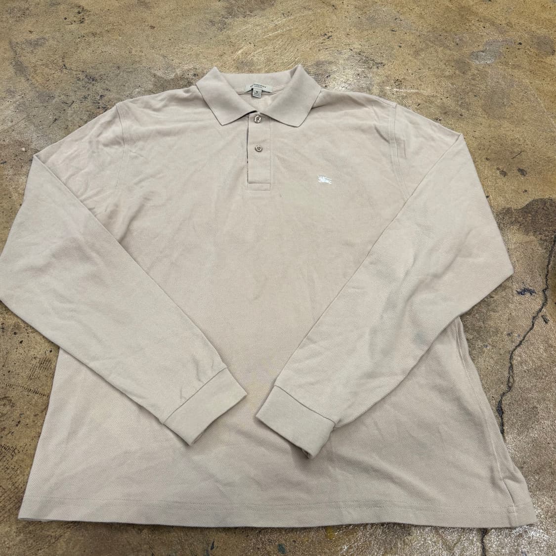 버버리 베이지 카라 롱슬리브  상품이미지2