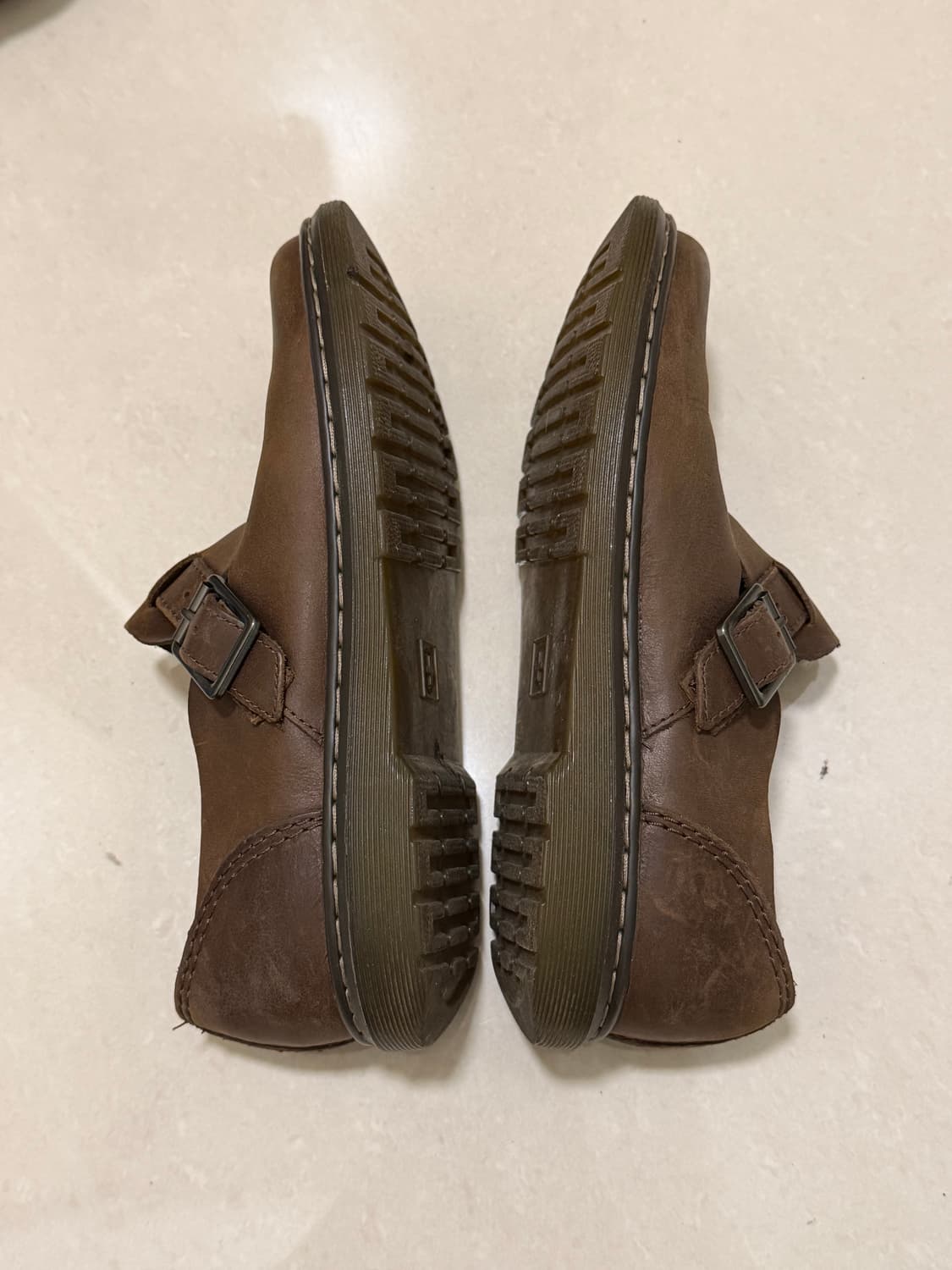 닥터마틴 패트리샤3 다크브라운 250 상품이미지3