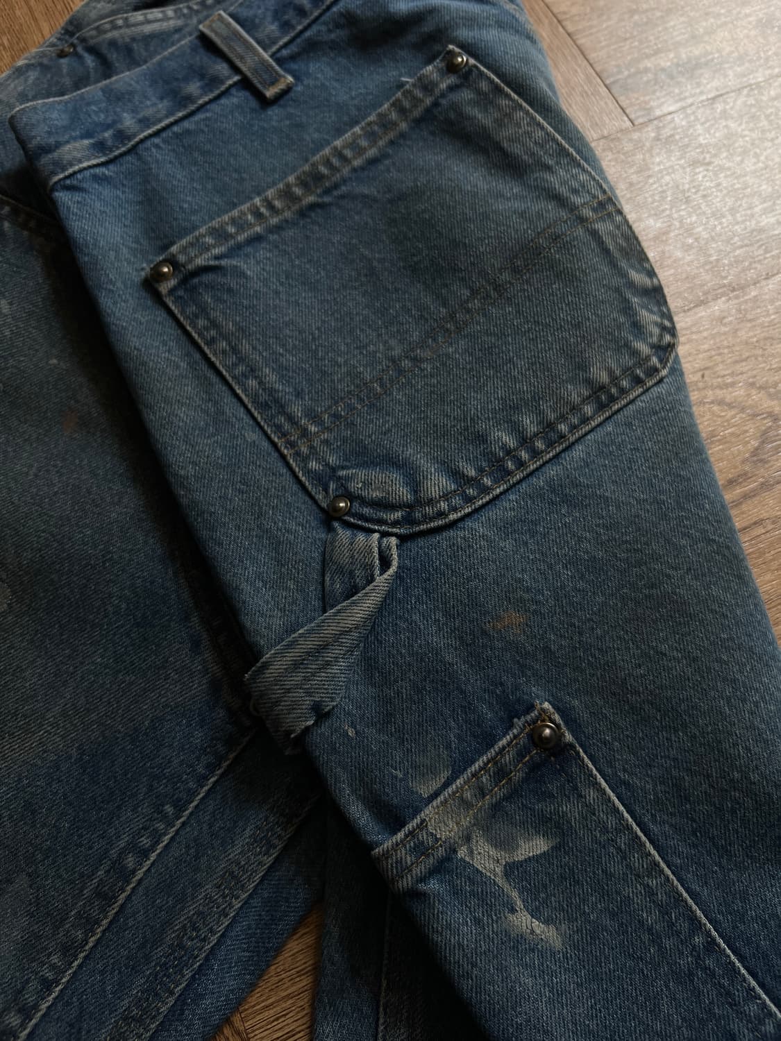 [33]칼하트 USA 더티워싱 더블니 워크 데님 팬츠 상품이미지7