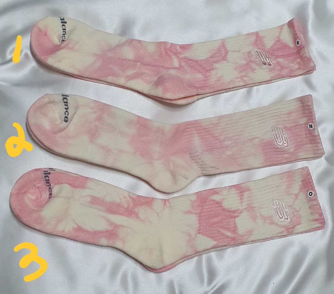 핑크 크림베이지 블랙 타이다이 뉴발란스 양말 삭스 상품이미지1