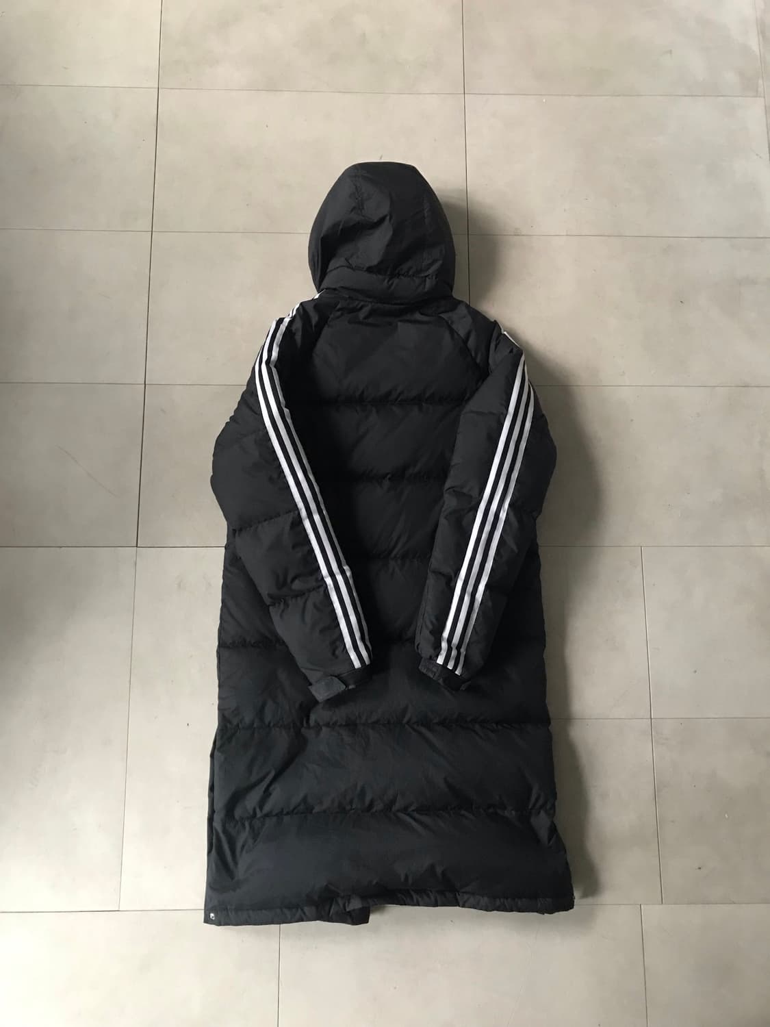 아디다스 검흰 롱패딩 상품이미지9