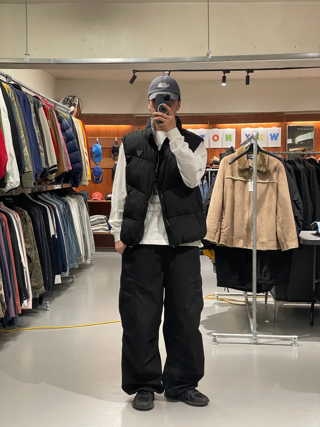 게스 패딩 조끼    상품이미지3