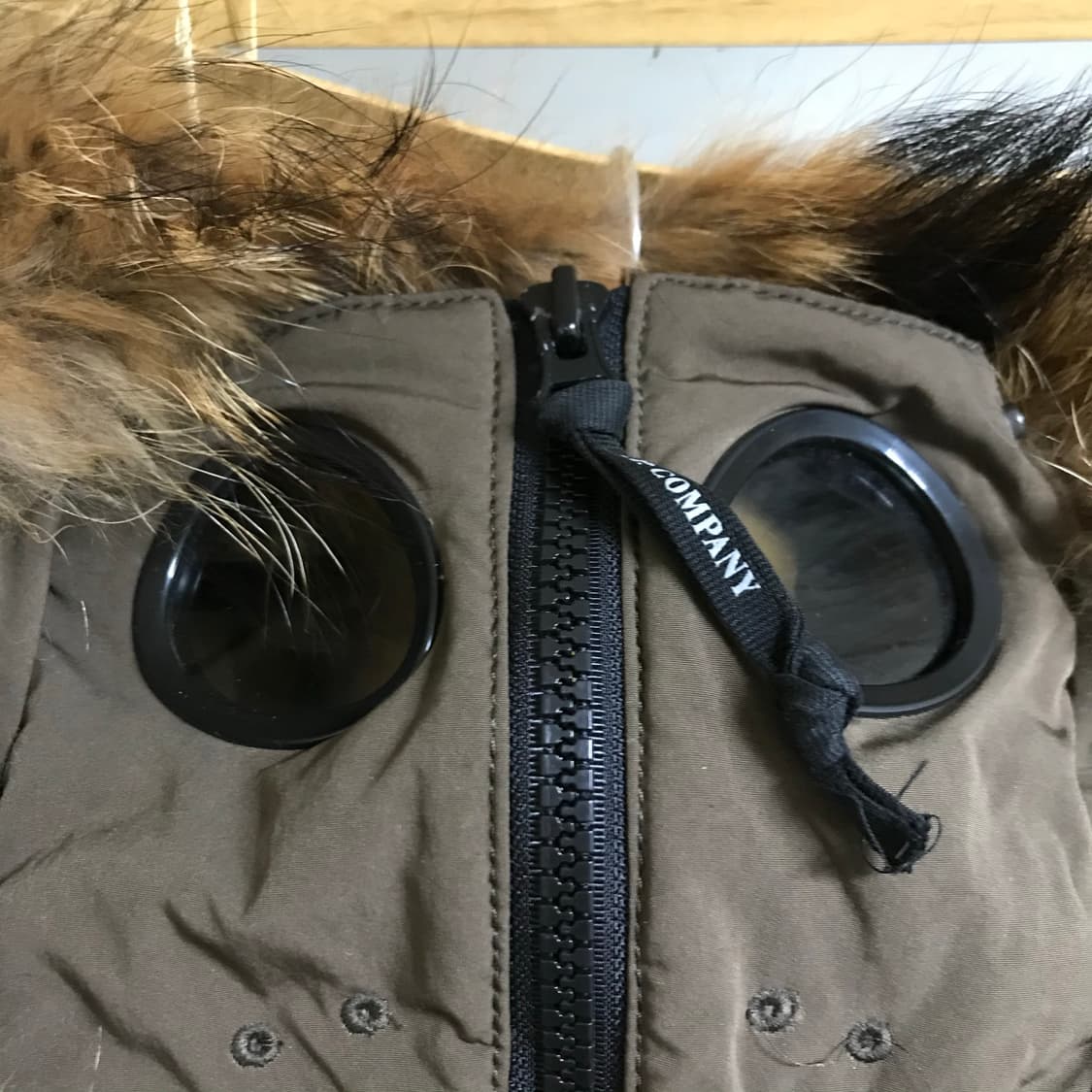 Cp컴퍼니 라쿤 노르지 누빔패딩점퍼(고글상태 전체상태 굿 입니다)  상품이미지3