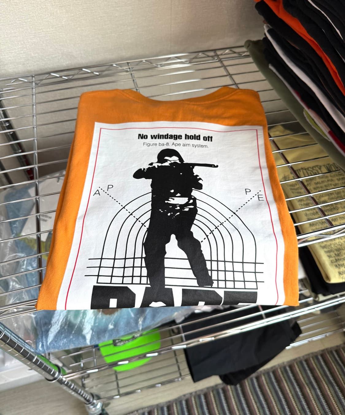 베이프 헌팅 반팔 티셔츠 상품이미지2