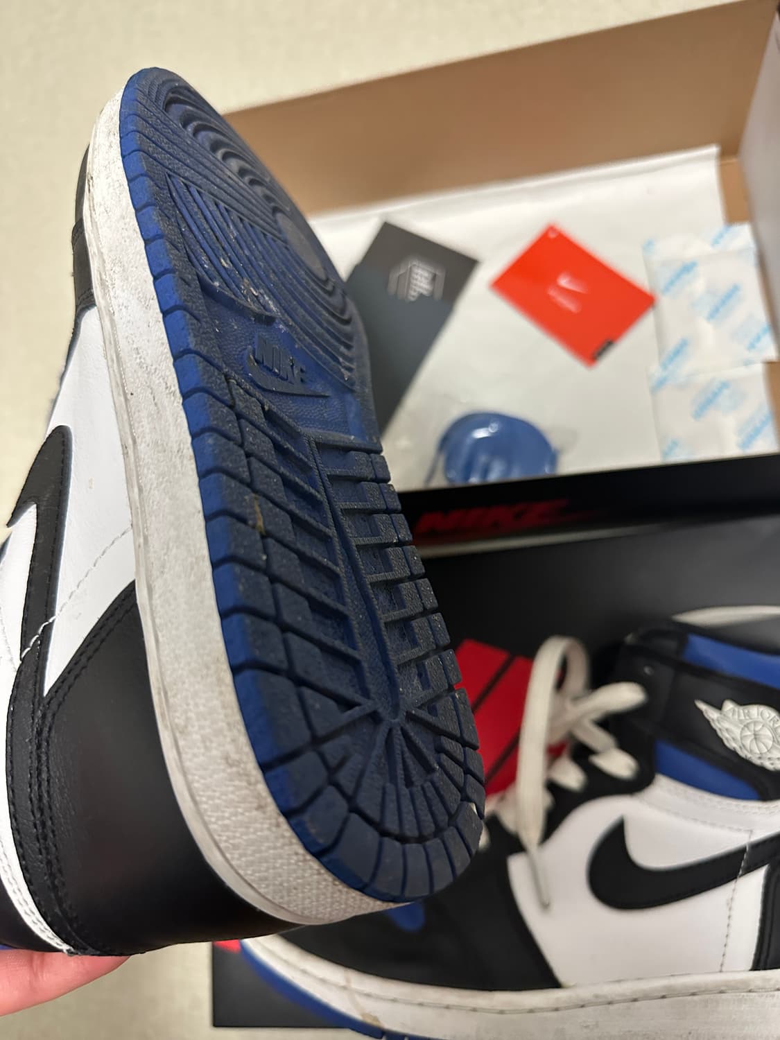 조던 1 레트로 하이 OG 로얄토 255 상품이미지3