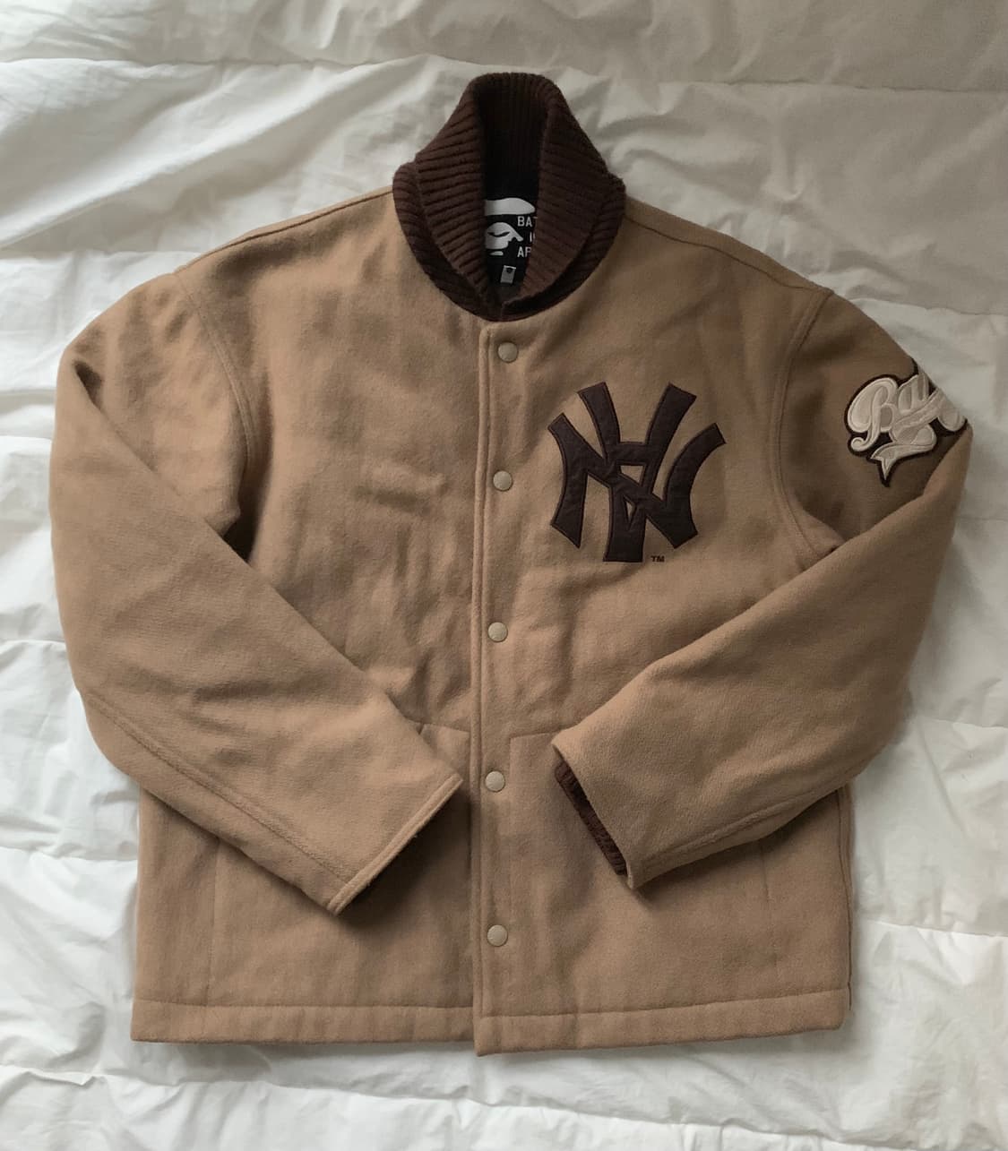 베이프 빈티지 네이버후드 바시티 자켓 00s 상품이미지1