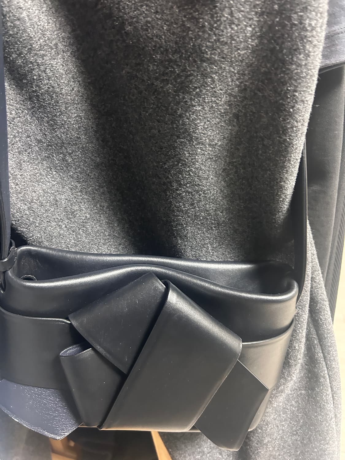 아크네스튜디오 무수비백 숄더백 상품이미지2