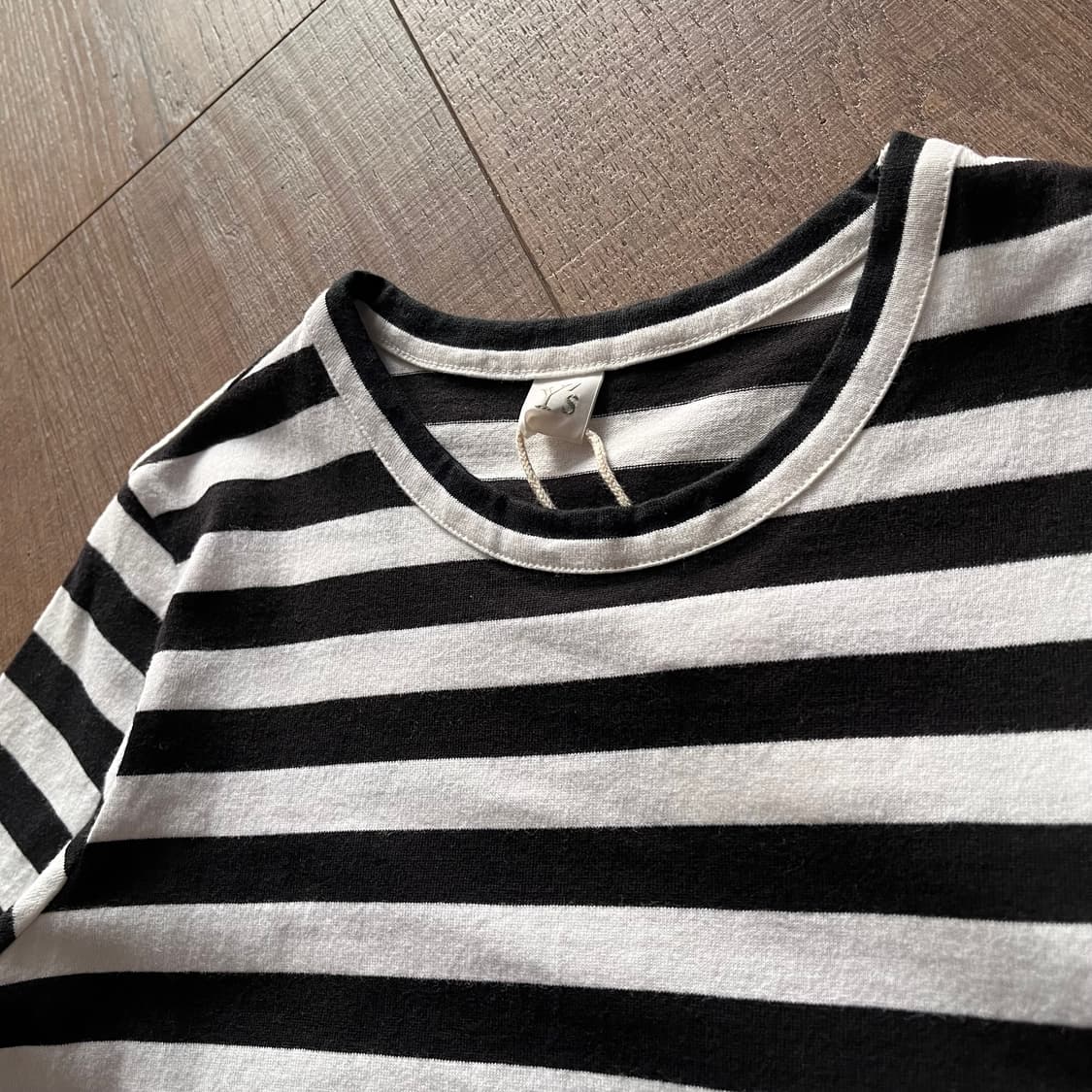 Velour Pattern Stripe Half T 상품이미지4
